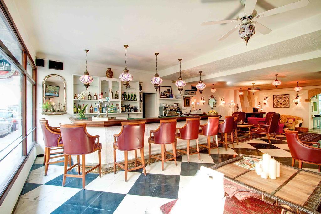 Hostal Paris ポルト・ダ・ポリェンサ エクステリア 写真